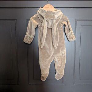 Kate Quinn- long sleeve bunny bunting - 3-6 - vetiver - organic cotton velour